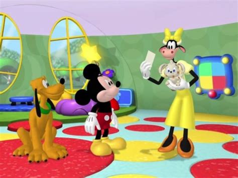 mickey mouse clubhouse pluto|mickey mouse clubhouse puppy sitting.